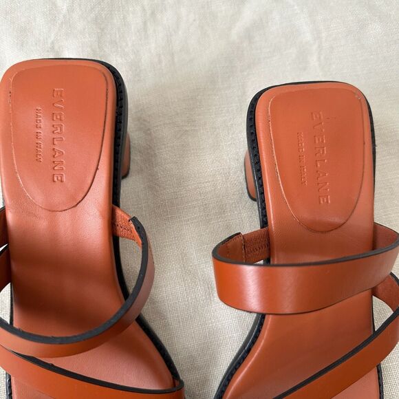 NWOB EVERLANE The Italian Leather Tourist Heel Sandals in Adobe Brown - Picture 9 of 12
